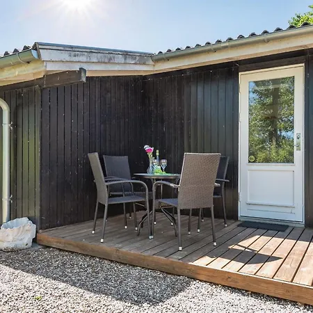 Hasti - 700m From The Sea By Interhome