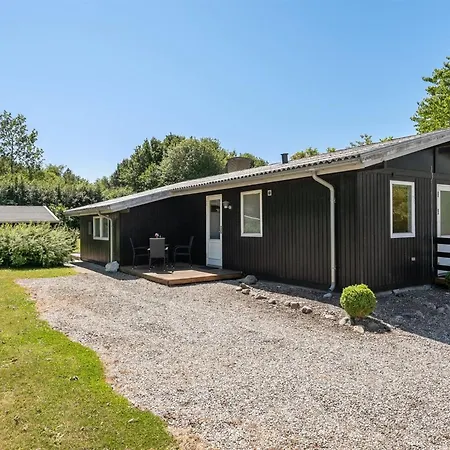 Holiday home Hasti - 700m From The Sea By Interhome *