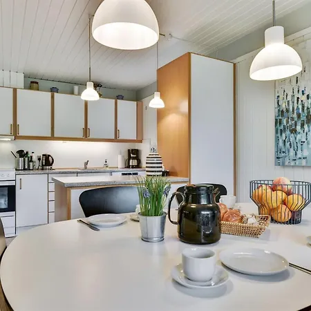 Holiday home Hasti - 700m From The Sea By Interhome *