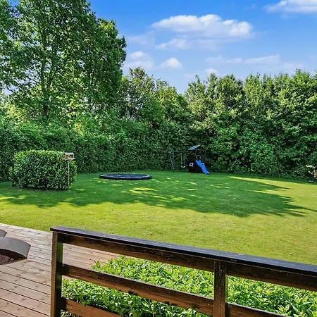 Semesterbostad Hasti - 700m From The Sea By Interhome